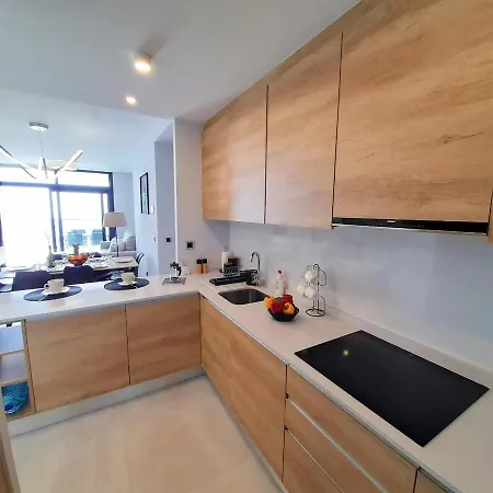 Sunset Waves Excellent *